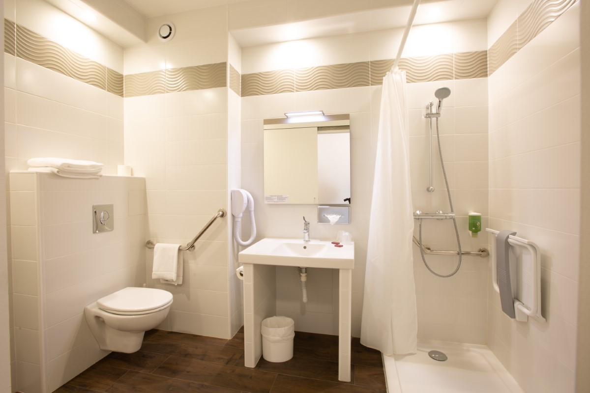PROPRIÉTAIREcherbourg-en-cotentin-hotel-chantereyne-2