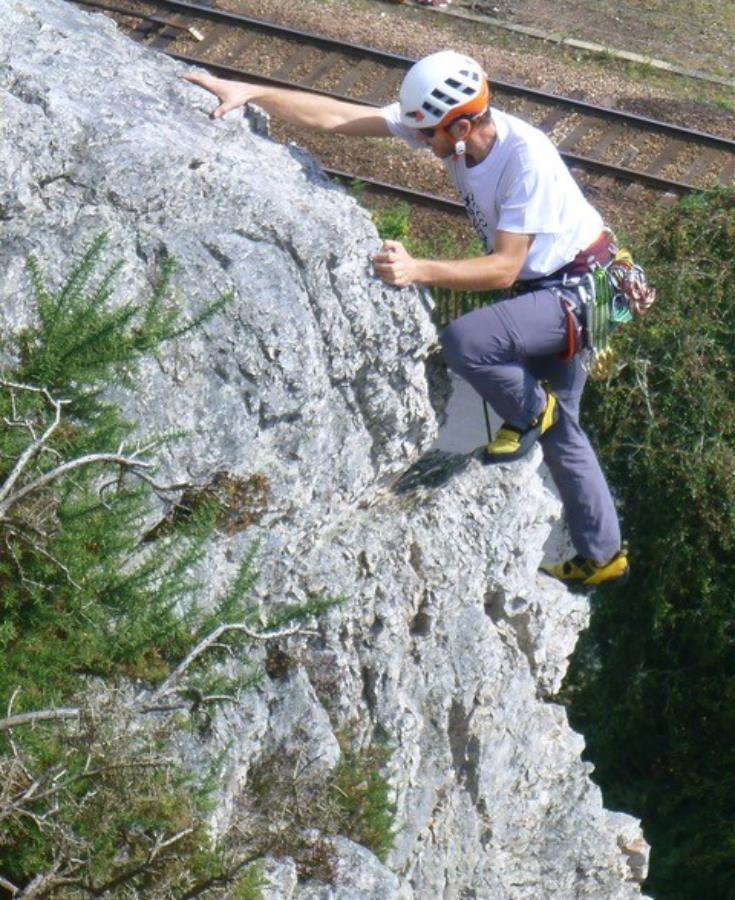 PROPRIETAIRECHERBOURG - ESCALADE - 2 (Copy)