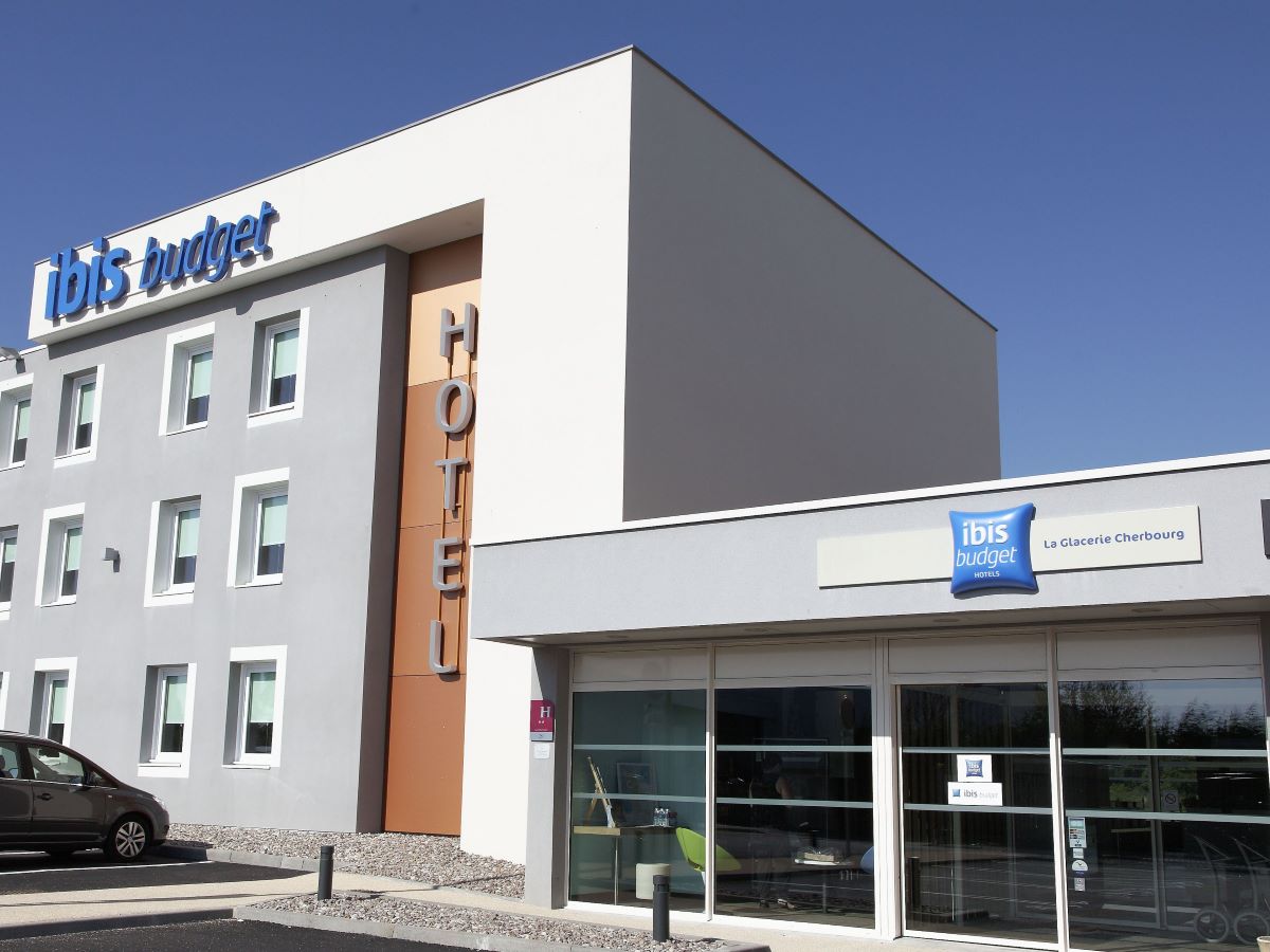 ALMODOVARcherbourg-hôtel-ibis-budget-09