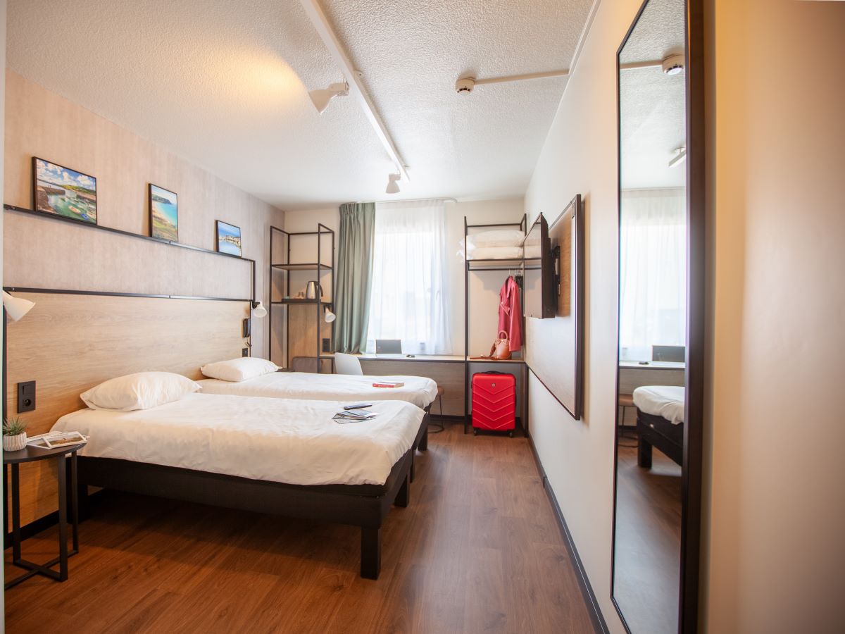 ALMODOVARcherbourg-hôtel ibis- twin-06