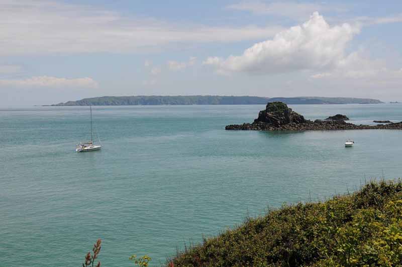 PROPRIETAIRECherbourg-Octeville_Aries AMS Marine_Lauréline OVNI 445-Herm