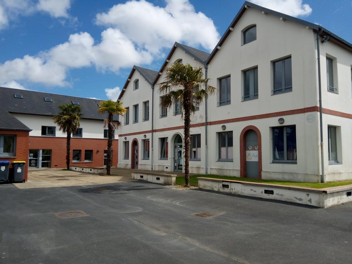 PROPRIETAIREcherbourg-residencedetourisme-aubergedejeunessedecherbourg-2
