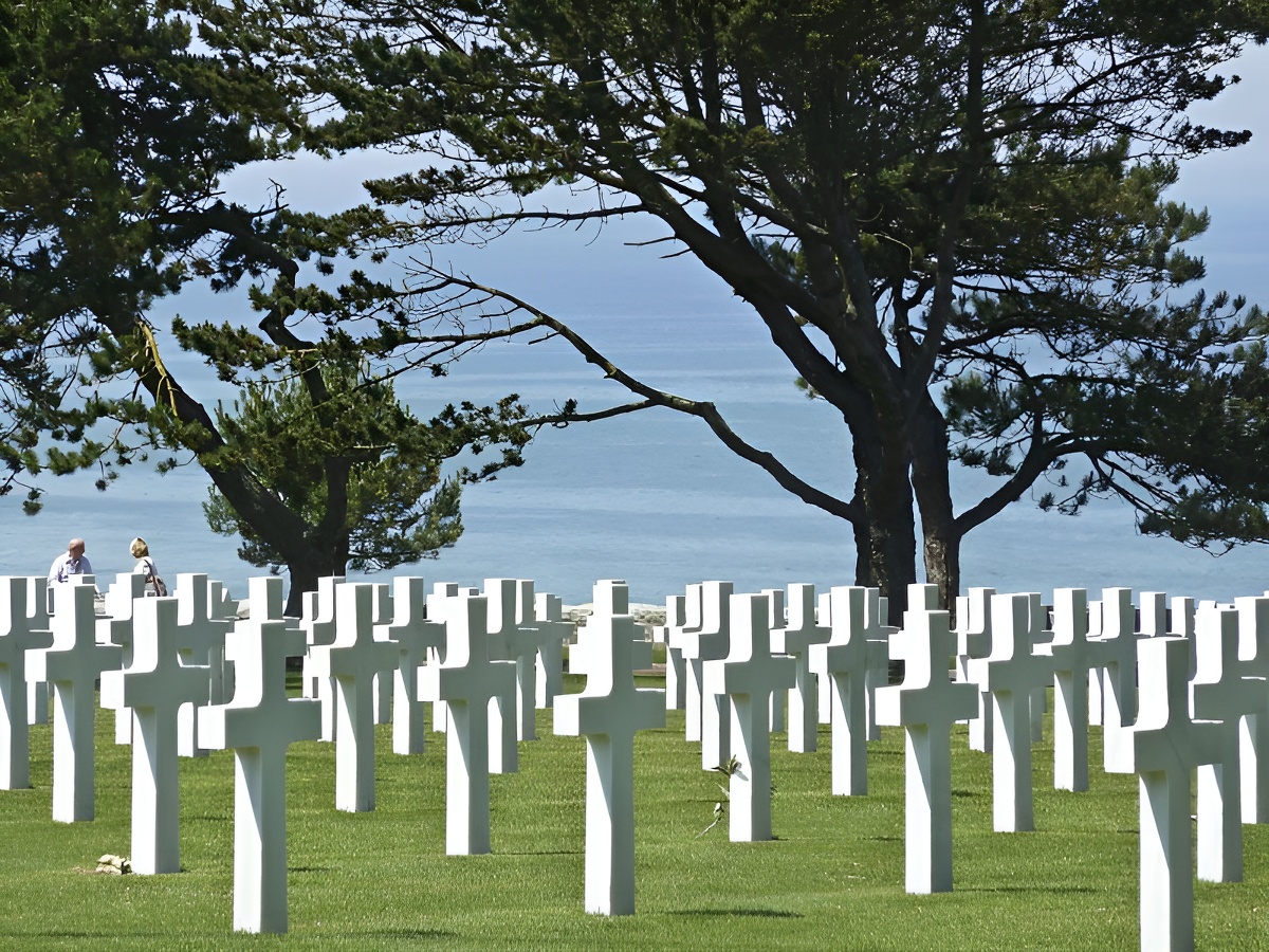 Wolfgang.Buedel-LeicaCimetière américain