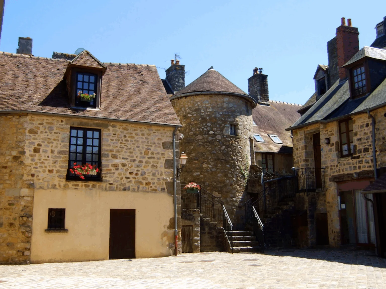 Cour Marie du Rocher
