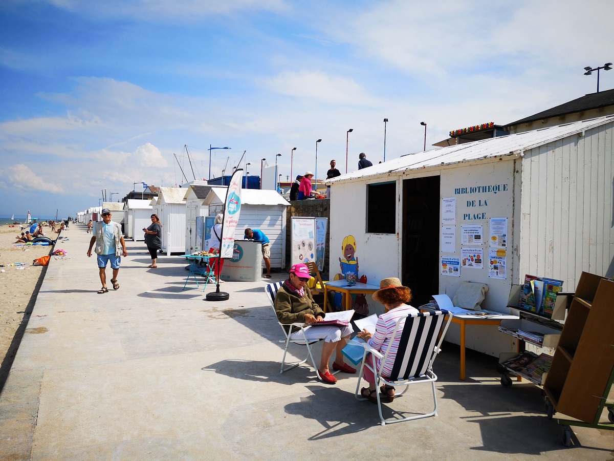 Nathalie PapouinDIGUE-PLAGE-CABINES-LANGRUNE-SUR-MER