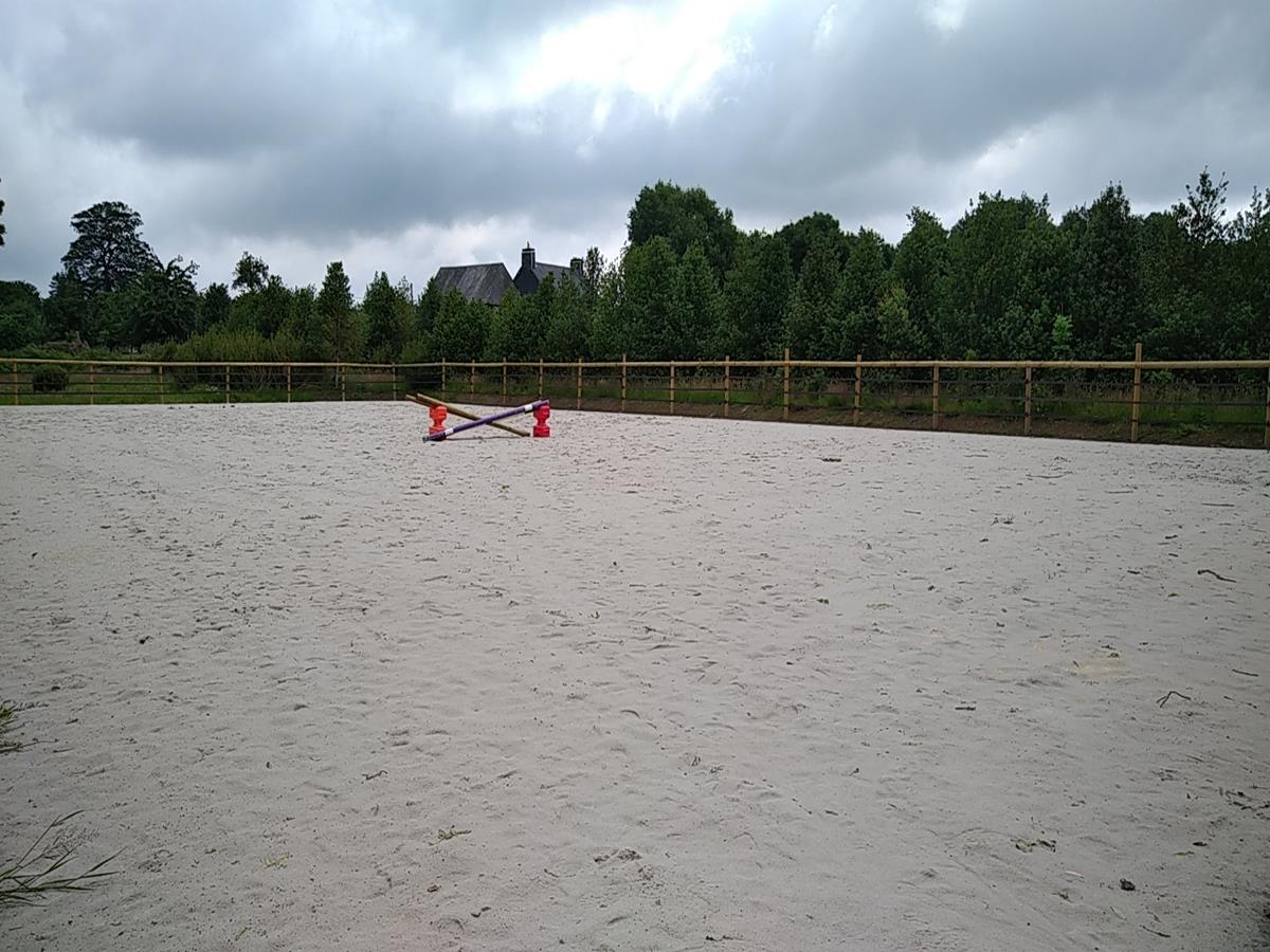 Domaine equestre aux pres dulysseDomaine équestre aux près d'ulysse (TIS) (1)