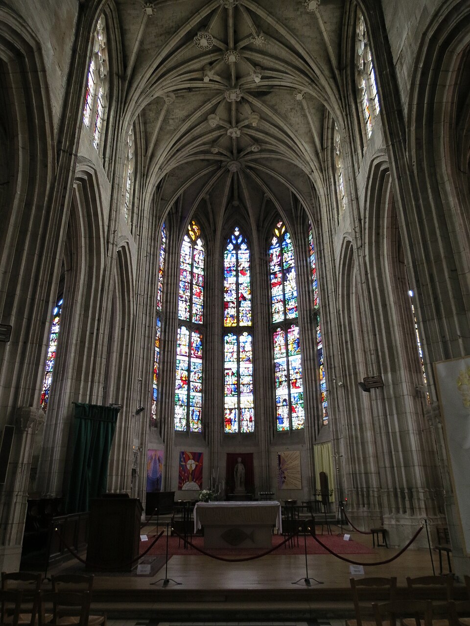 Eglise sainte foy de conches en ouche 1