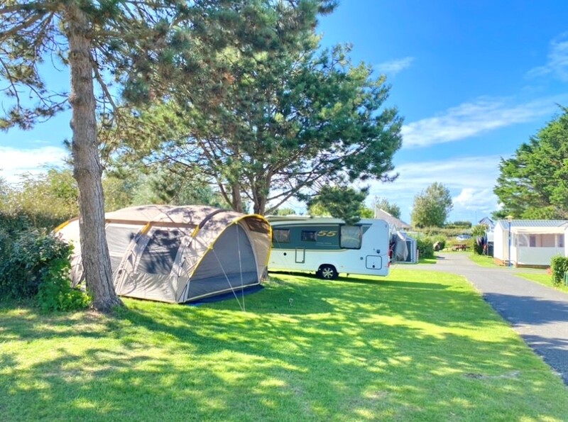 PropriétaireDonville-camping-ermitage-3