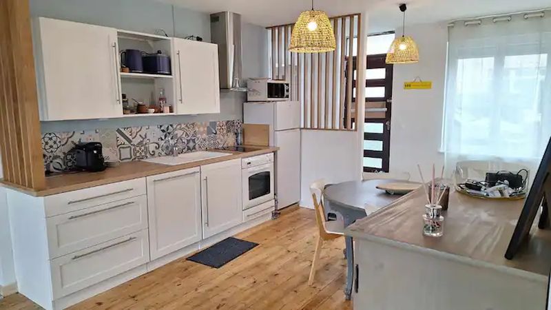 PROPRIETAIREdonville-les-bains-meuble-ollivier-1