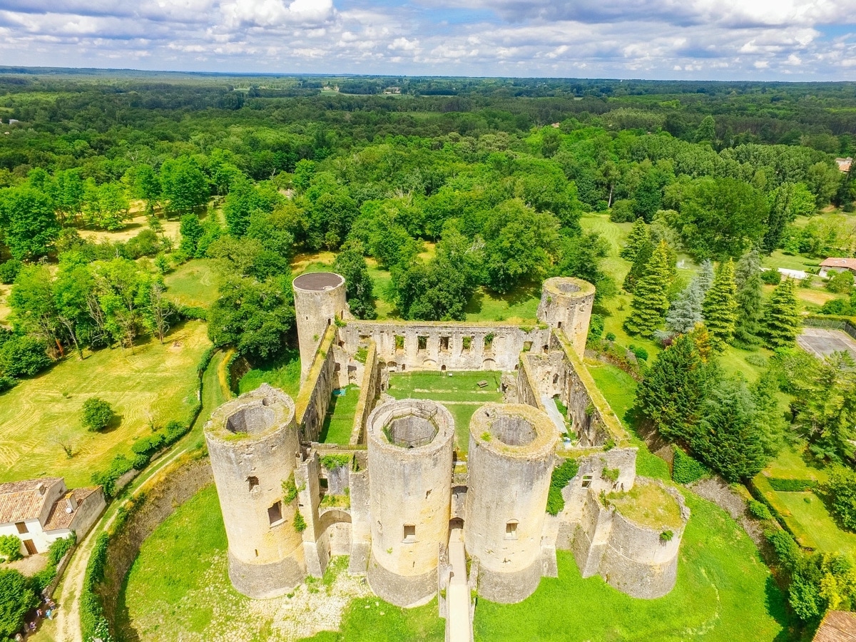 Agence Les ConteursChâteau de Villandraut - SUD-GIRONDE - Villandraut