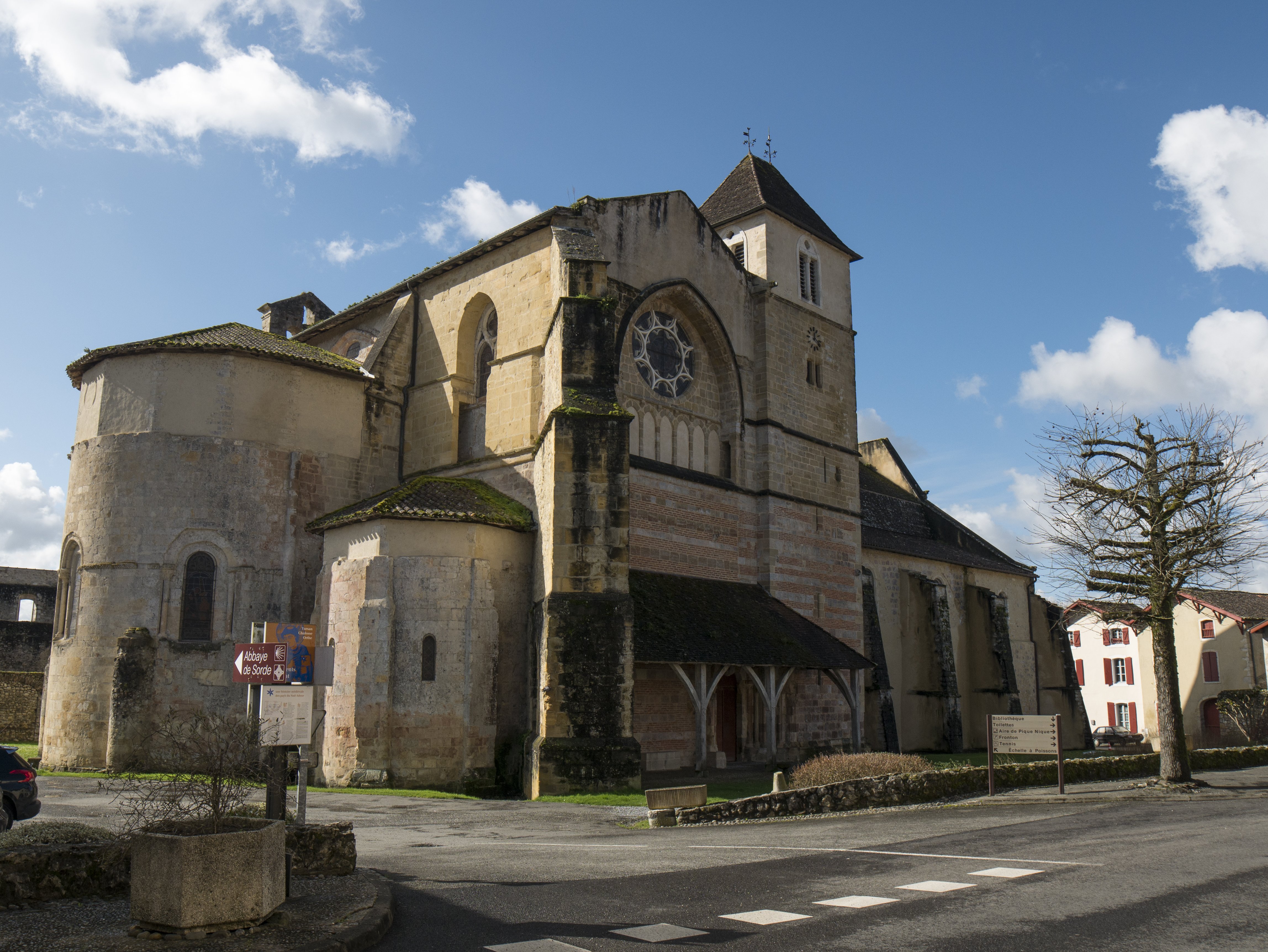 © ElowEglise Abbatiale Saint Jean de Sorde 2