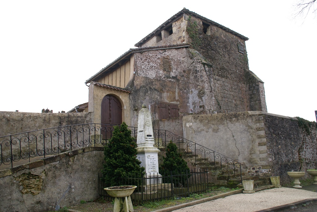 Mairie de BergoueyEglise de Bergouey