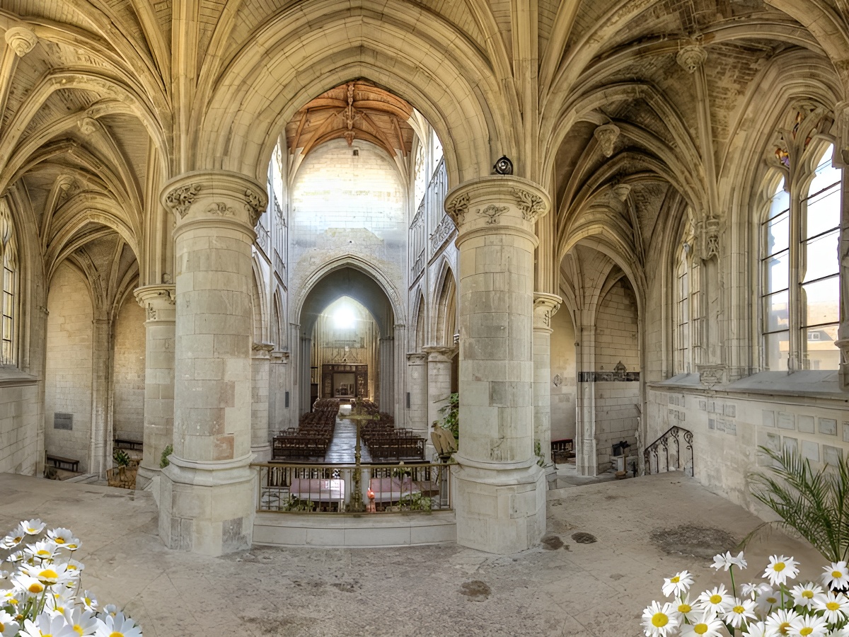 J. BasileEglise de la trinité à Falaise