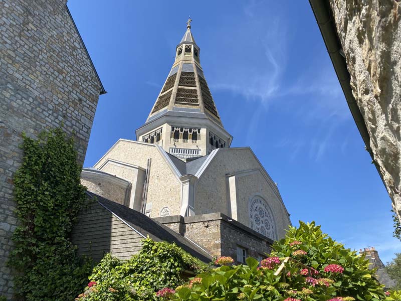 ©PPeigney-Tourisme61Eglise Saint Julien - Domfront