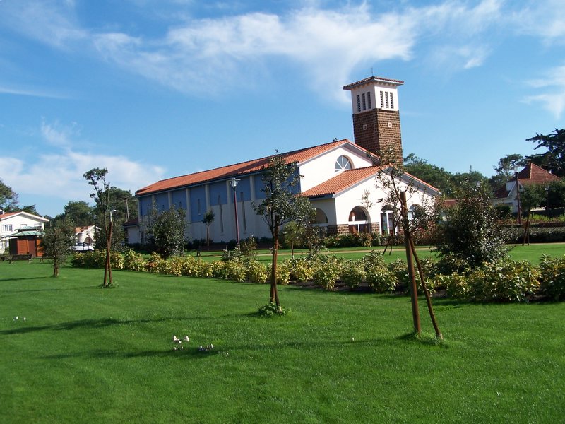 ©Eglise Ste Bernadette1