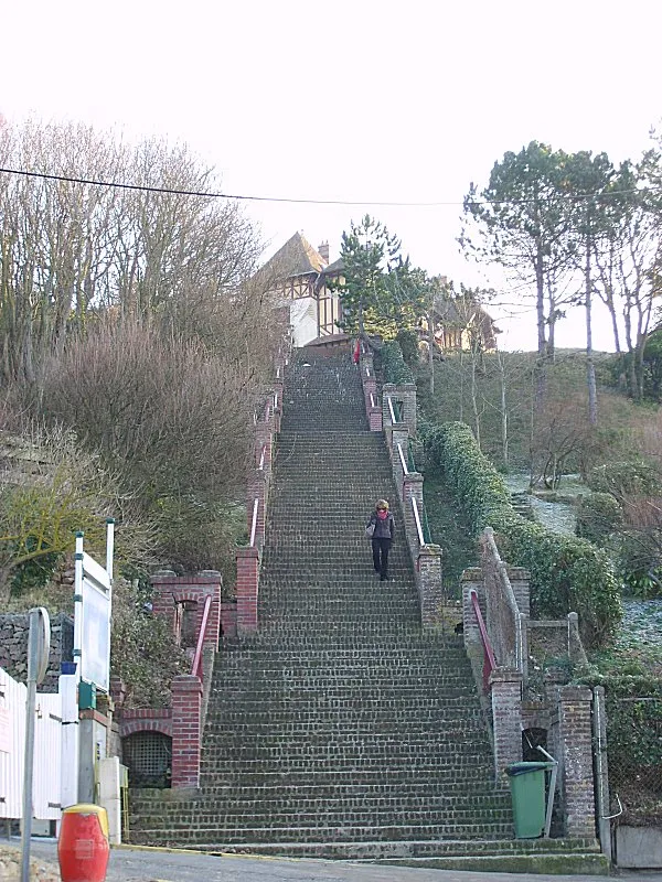 Escalier 100 marches Houlgate