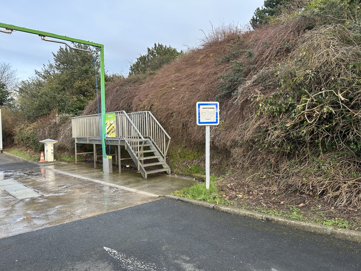 Orane Trinitéexcel-wash-courseulles-service-camping-car