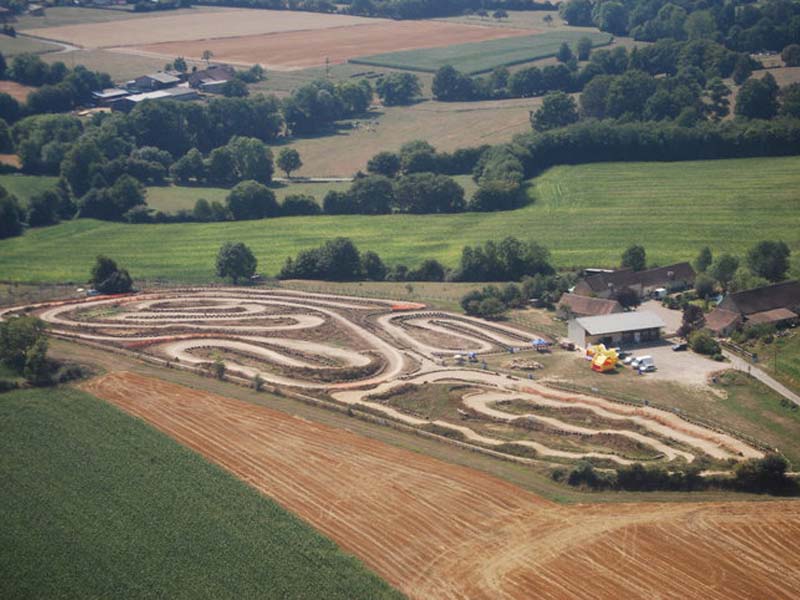 ©Extrem motosExtrem motos - St Germain de la Coudre