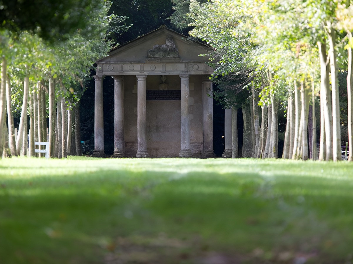 Le parc et les jardins du château de Mézidon Canon vus par A Guérin Litosphere - Calvados Tourismefabrique-jardin-chateau-mez