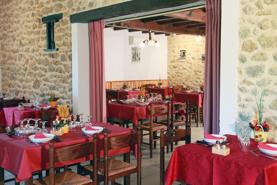 OT des LuysFerme auberge Vieux Chêne  CASTELNAU
