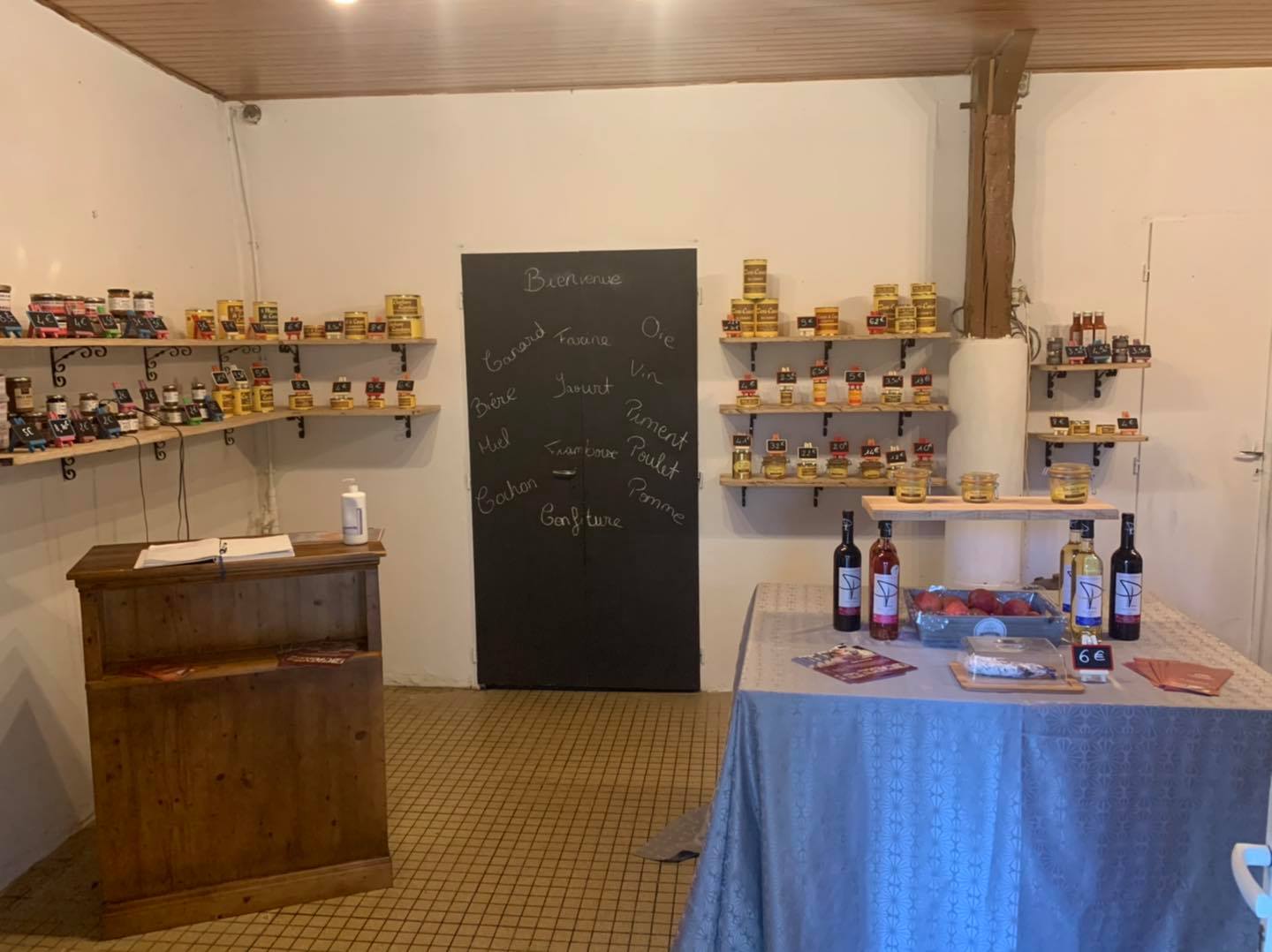 Famille Comet-TournierBoutique 2 - Ferme Comet-Tournier
