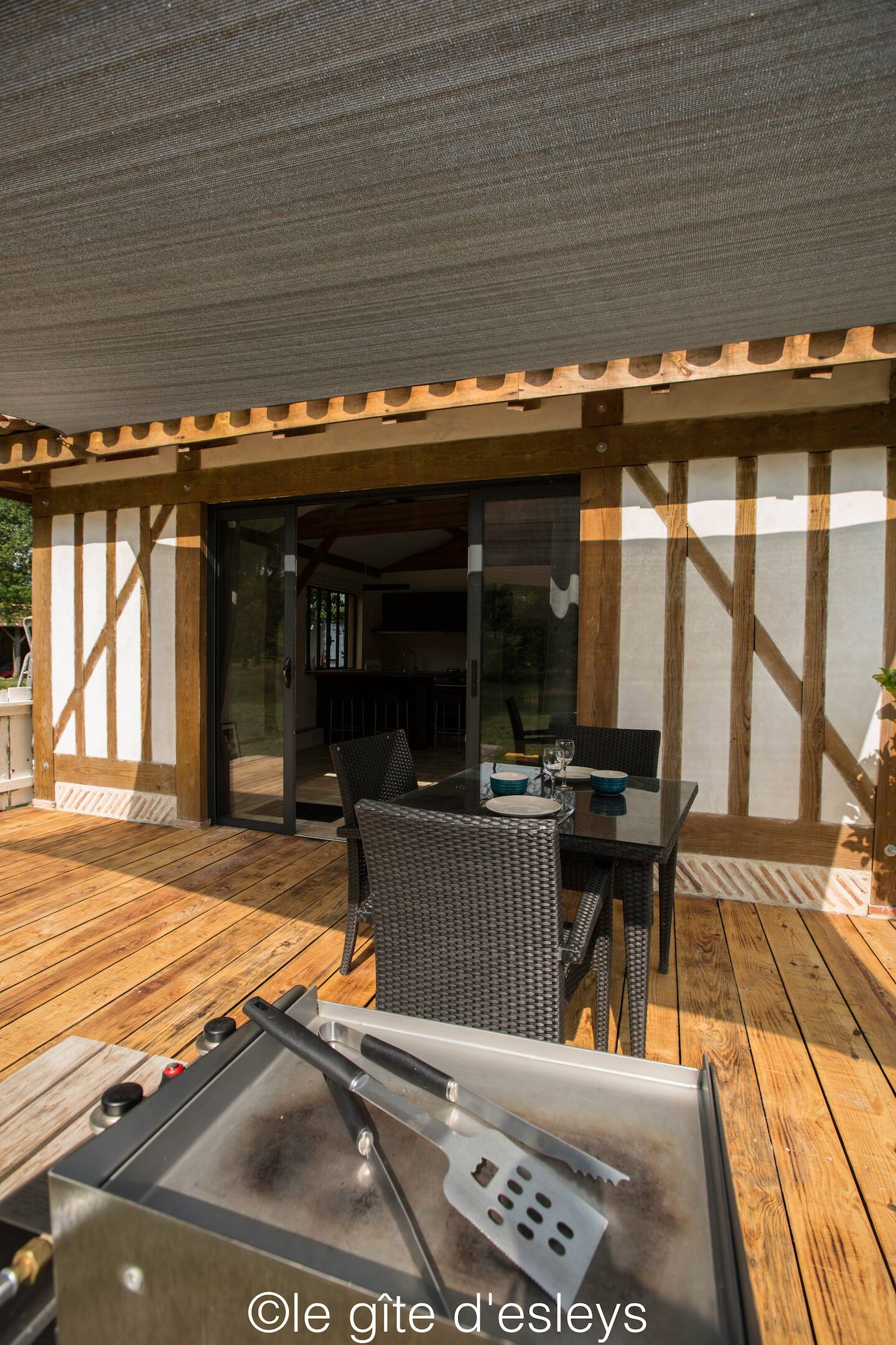 Giraud HardyGiraud Hardy terrasse quatre