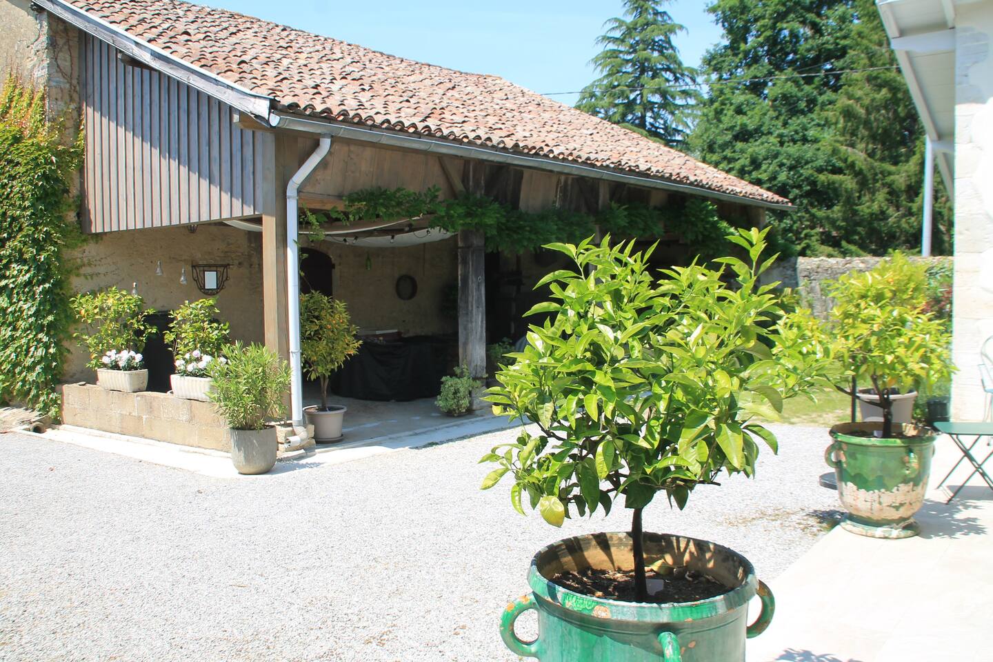 © Gite LabadieGite Labadie extérieur
