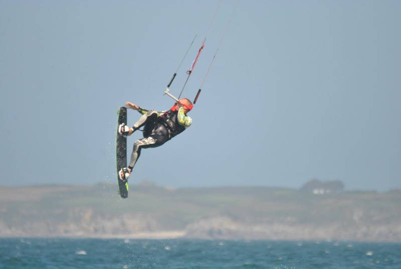 PROPRIETAIREgouville-sur-mer-pole-kite-surf-normandie (1)