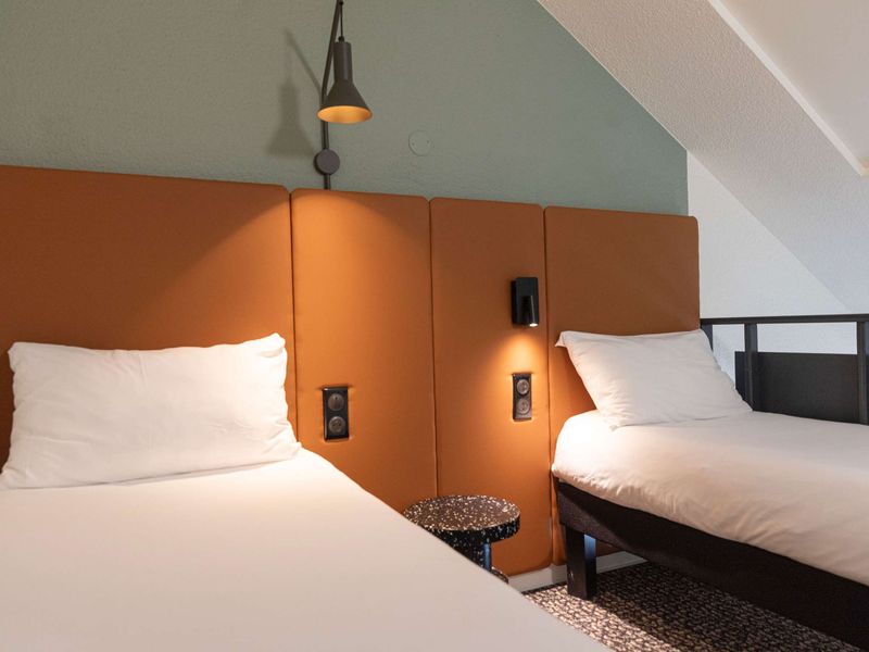 PROPRIETAIREgranville-ibis-granville-port-de-plaisance-6