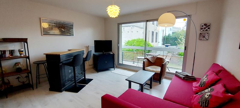 Emilie LEMONNIERgranville-meuble-le-pratey-1