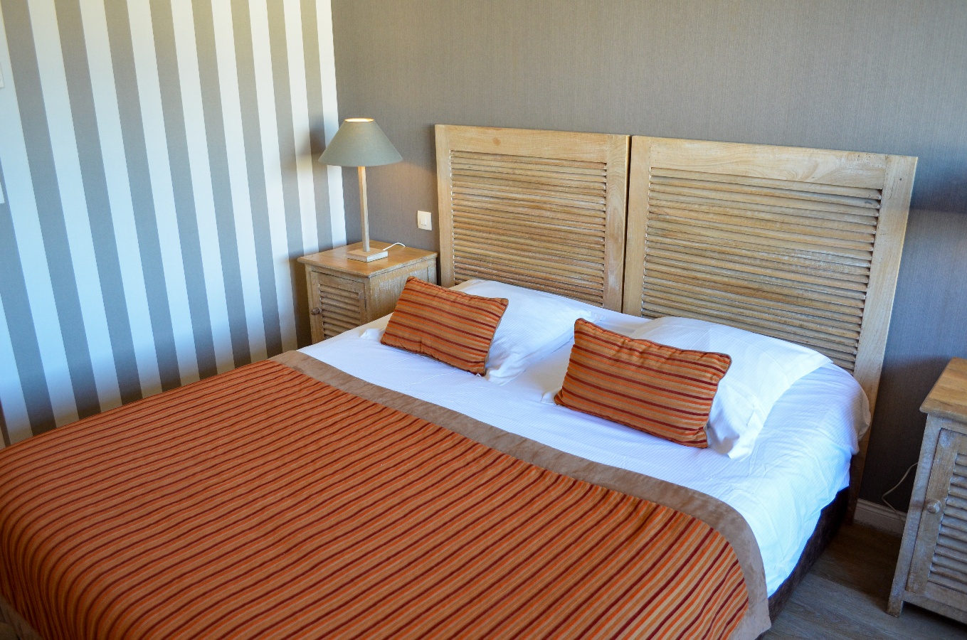 © Xavier HenaultHotel Almoria Deauville - Chambre Standard Gr - XH00027