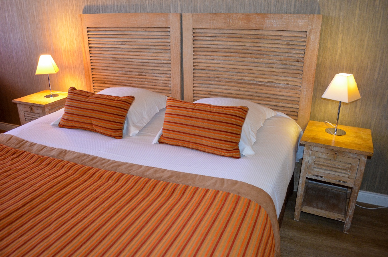 © Xavier HenaultHotel Almoria Deauville - Chambre Standard Ma - XH00045