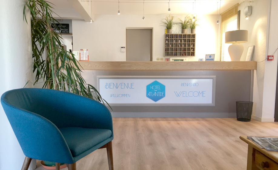 hotel atlantidehotel-atlantide-bisca-reception