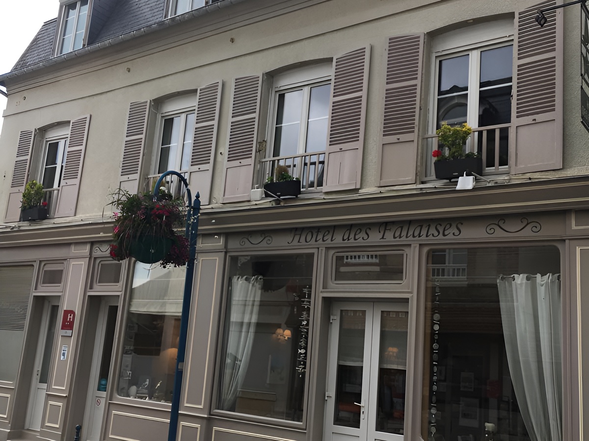 Hôtel des Falaises jbHotel-des-Falaises jb