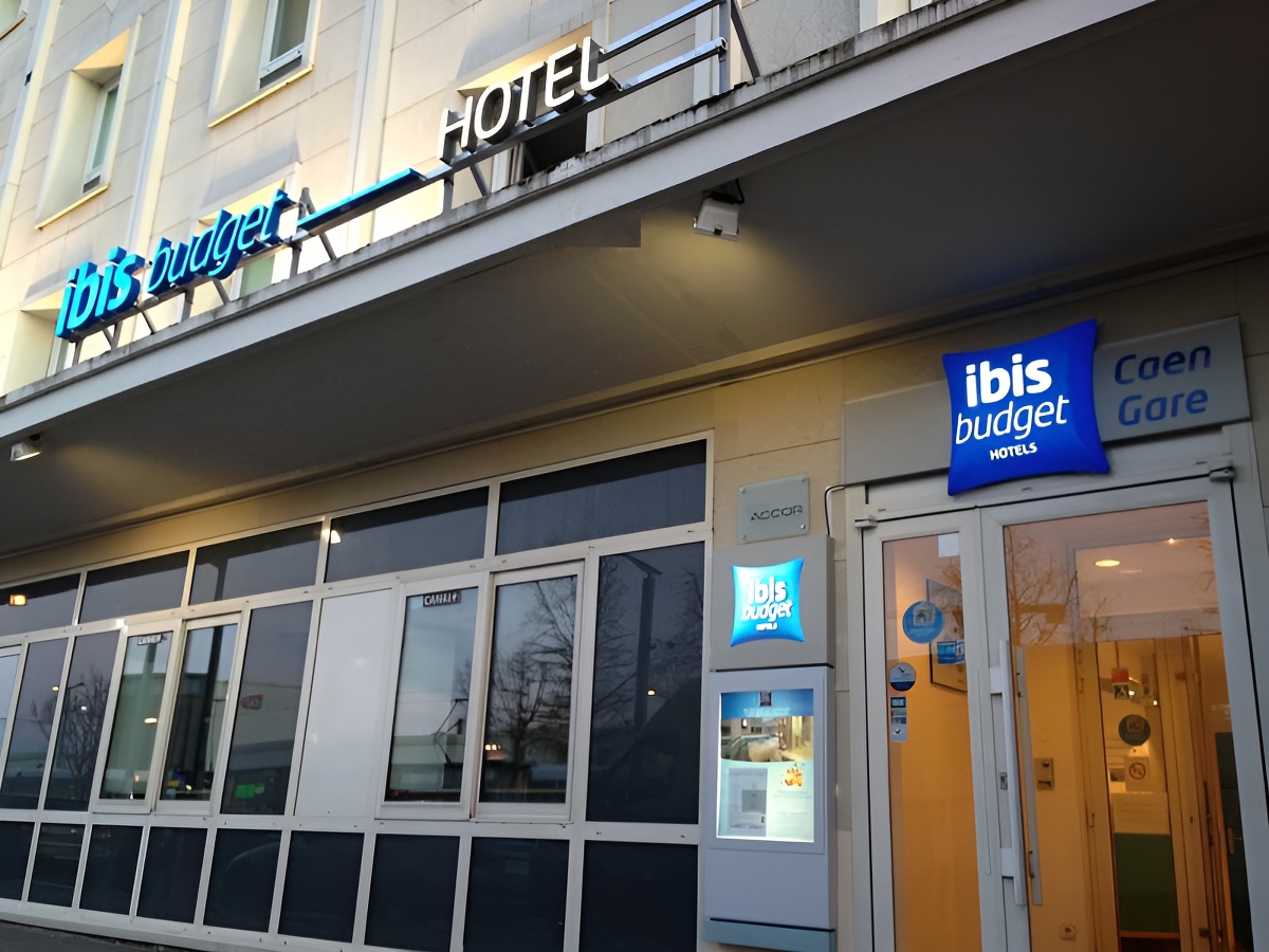 Ibis Budget Caen GareHotel Ibis Budget Caen Gare - entrée