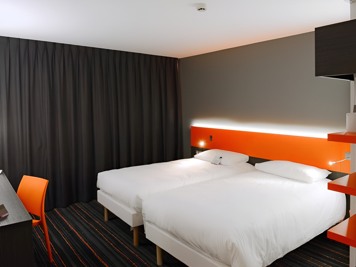 Ibis Styles Caen Centre GareIbis Styles Caen - chambre
