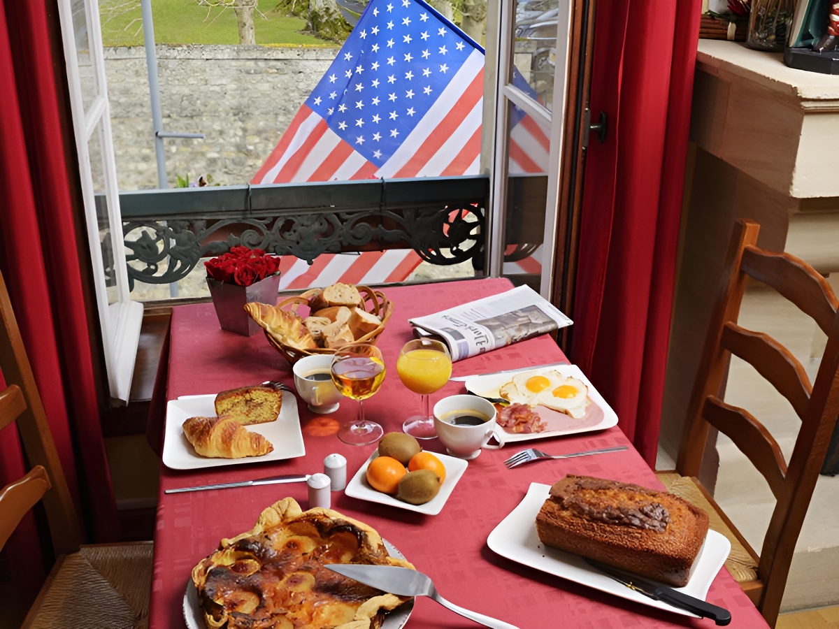 HLBHotel le Bayeux - petit déjeuner