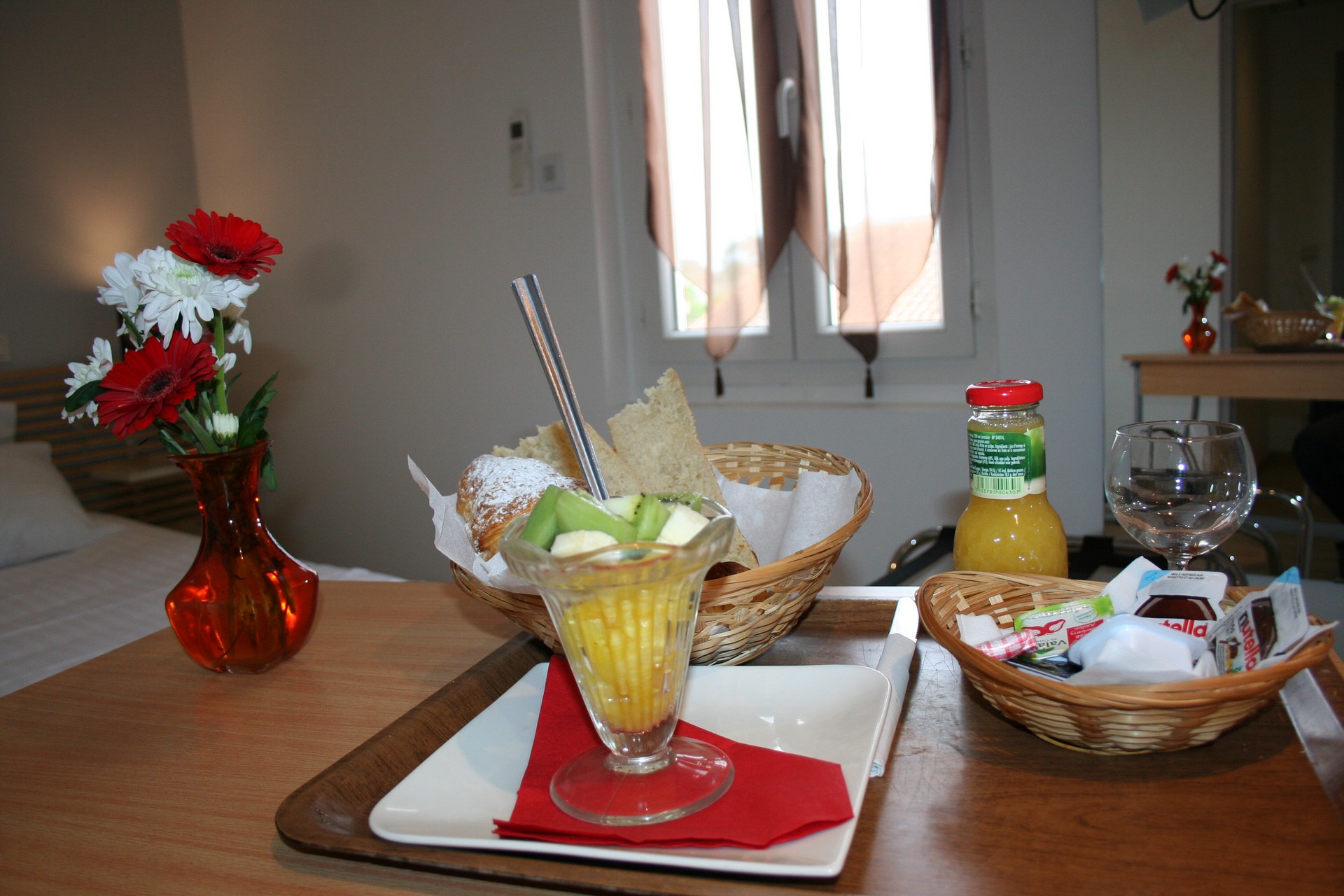 hotel-les-italienshotel-les-italiens-6