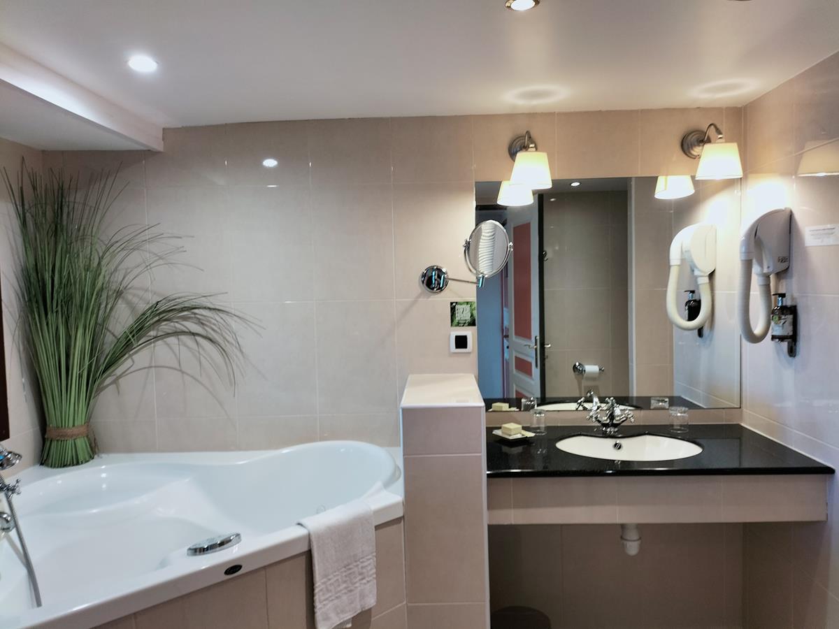 propriétairecherbourg-hotel-restaurant-la-régence-6