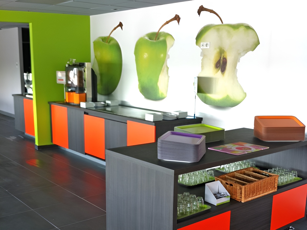 Ibis Styles Caen Centre GareIbis Styles Caen - petit déjeuner