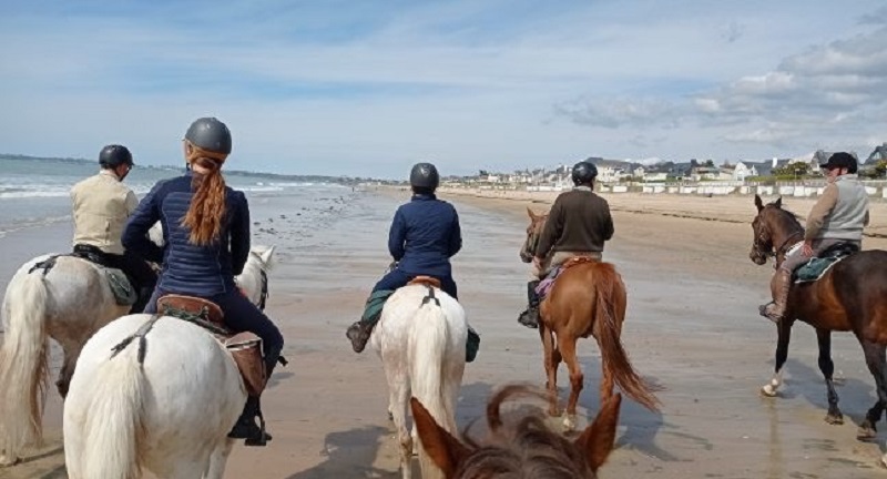 Patrice CottinCENTRE EQUESTRE DE KAIRON-PLAGE
