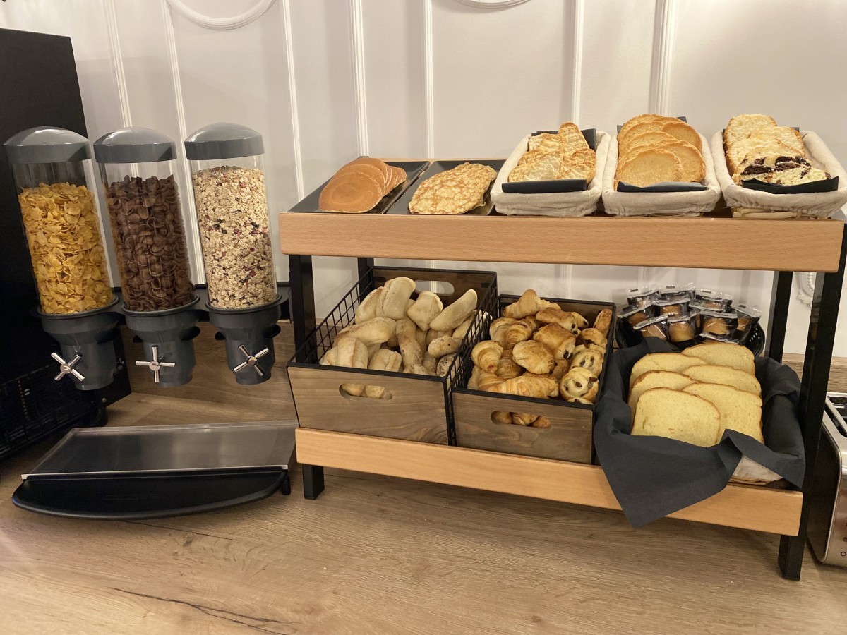 PROPRIETAIREhotel-le-louvre-cherbourg-cotentin-17