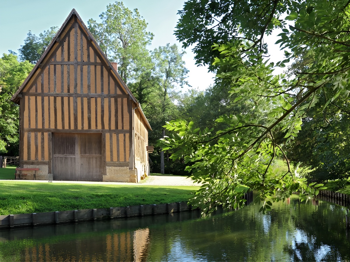 © Alain BaudryGrange - Château de Crèvecoeur