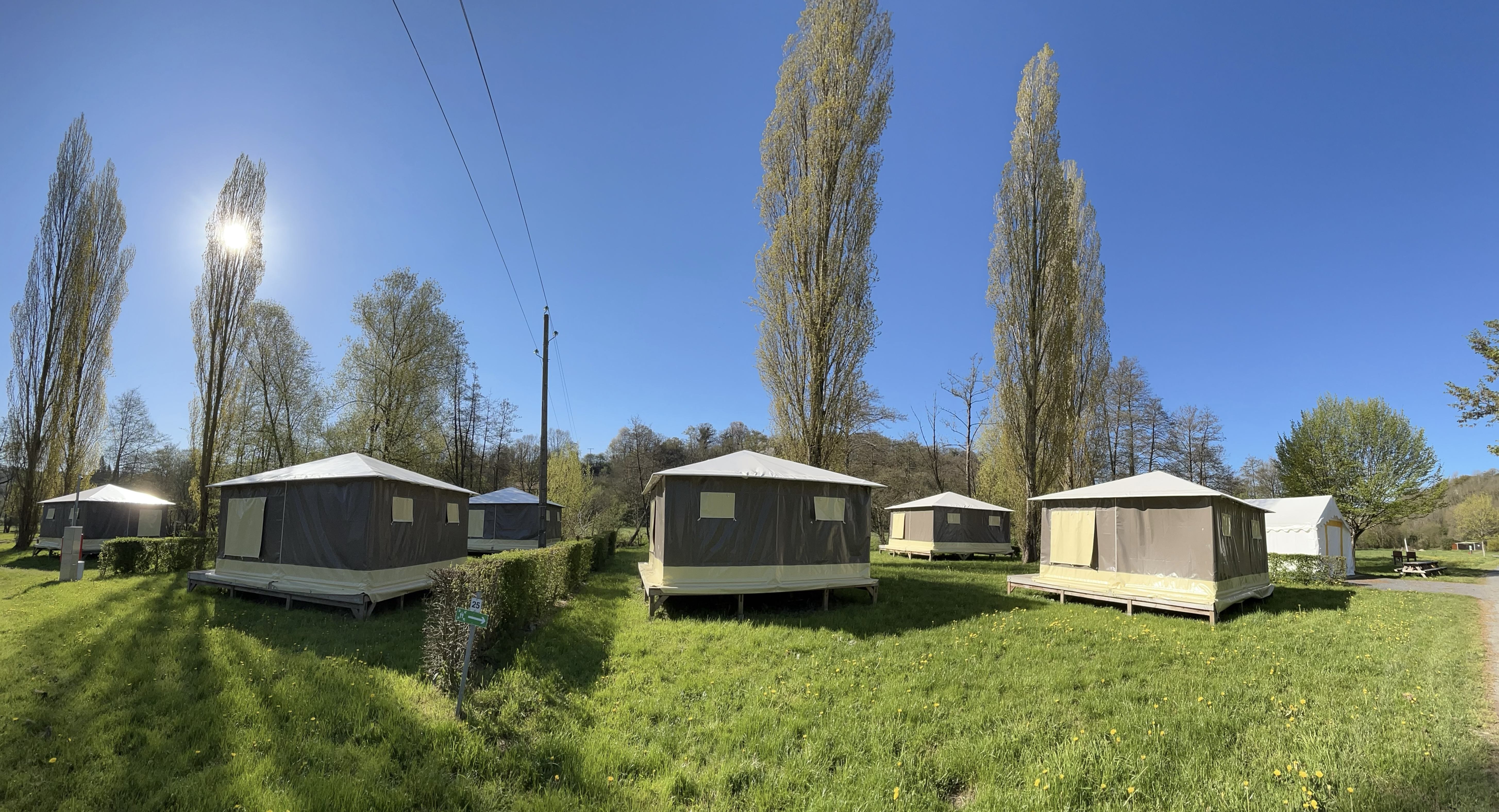 Pont d'Ouilly LoisirsVillages de bungalows toilés