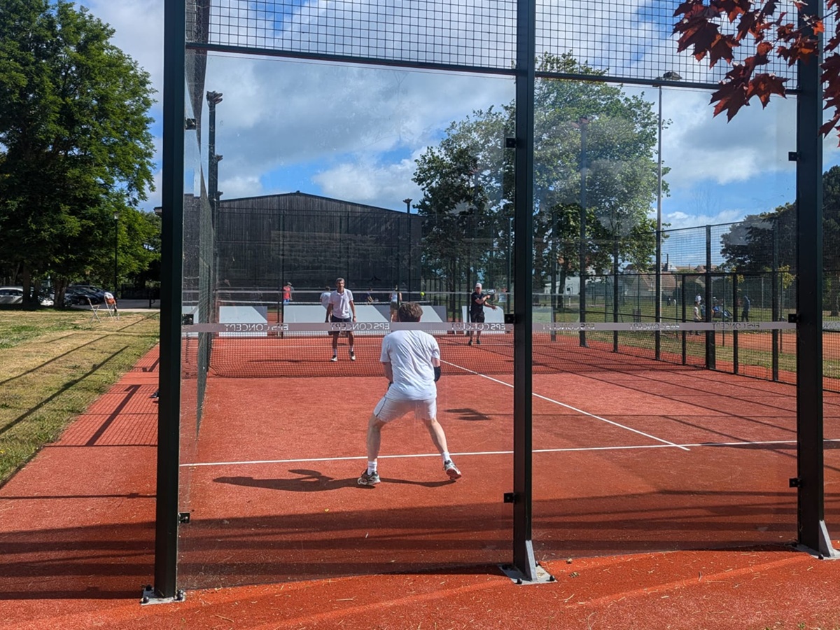 M. ROBERTPadel