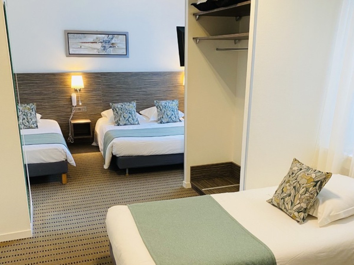 PROPRIETAIREhotel-le-louvre-cherbourg-cotentin-8