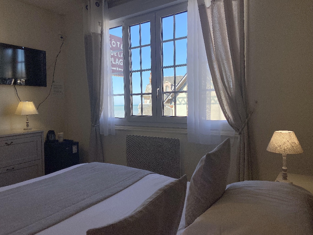 Hotel de la plage - HoulgateChambre double vue mer