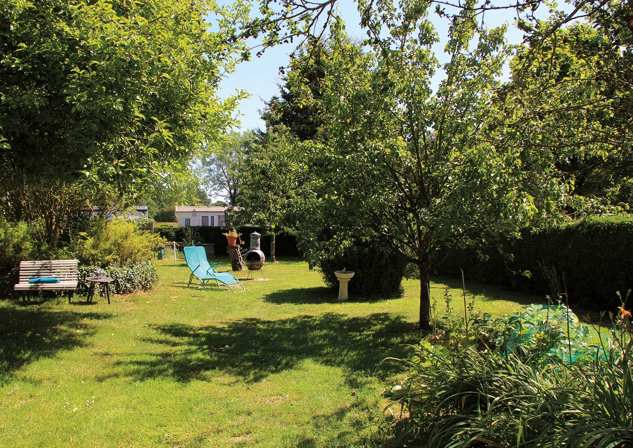 Mme Depuichaffray - Camping Le PicardJardin partagé - Camping Le Picard
