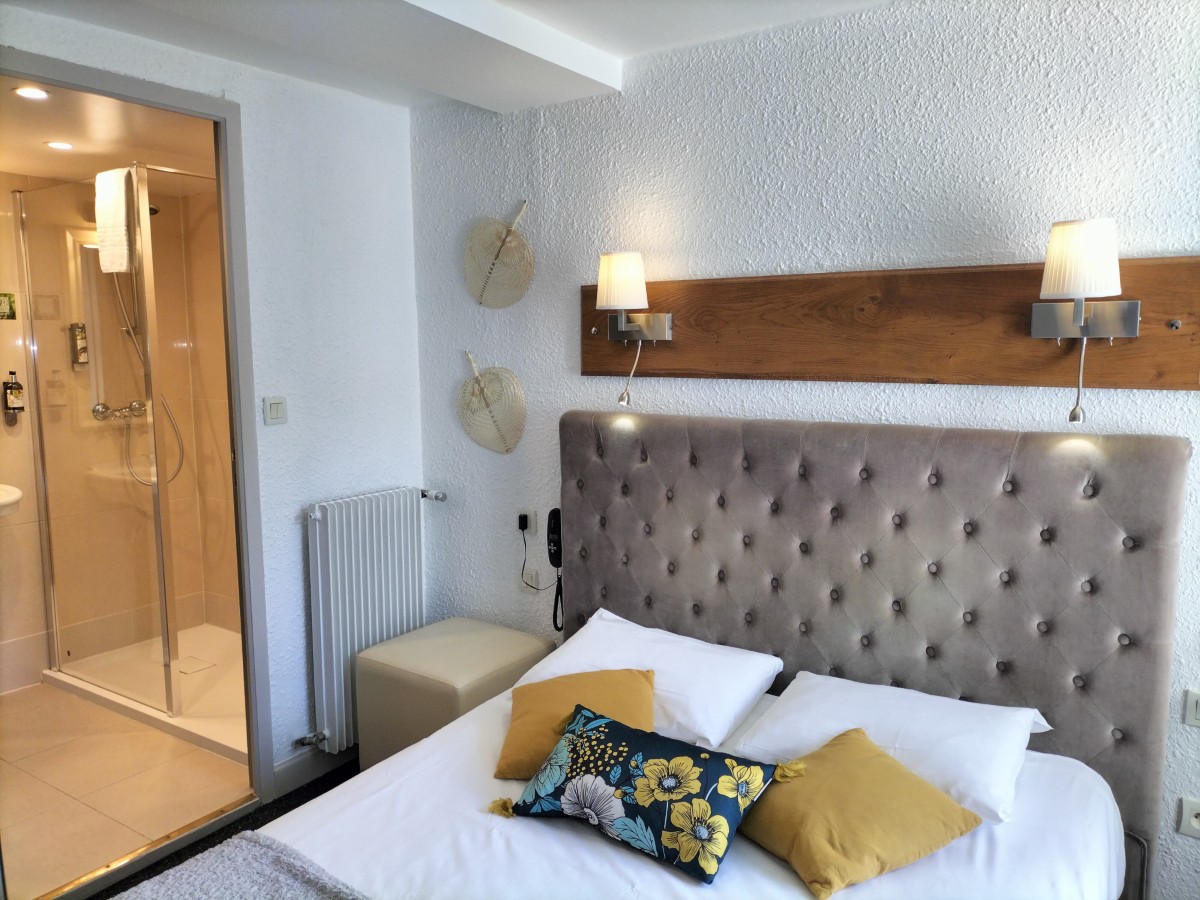 PROPRIETAIREcherbourg-hotel-restaurant-la-régence-4