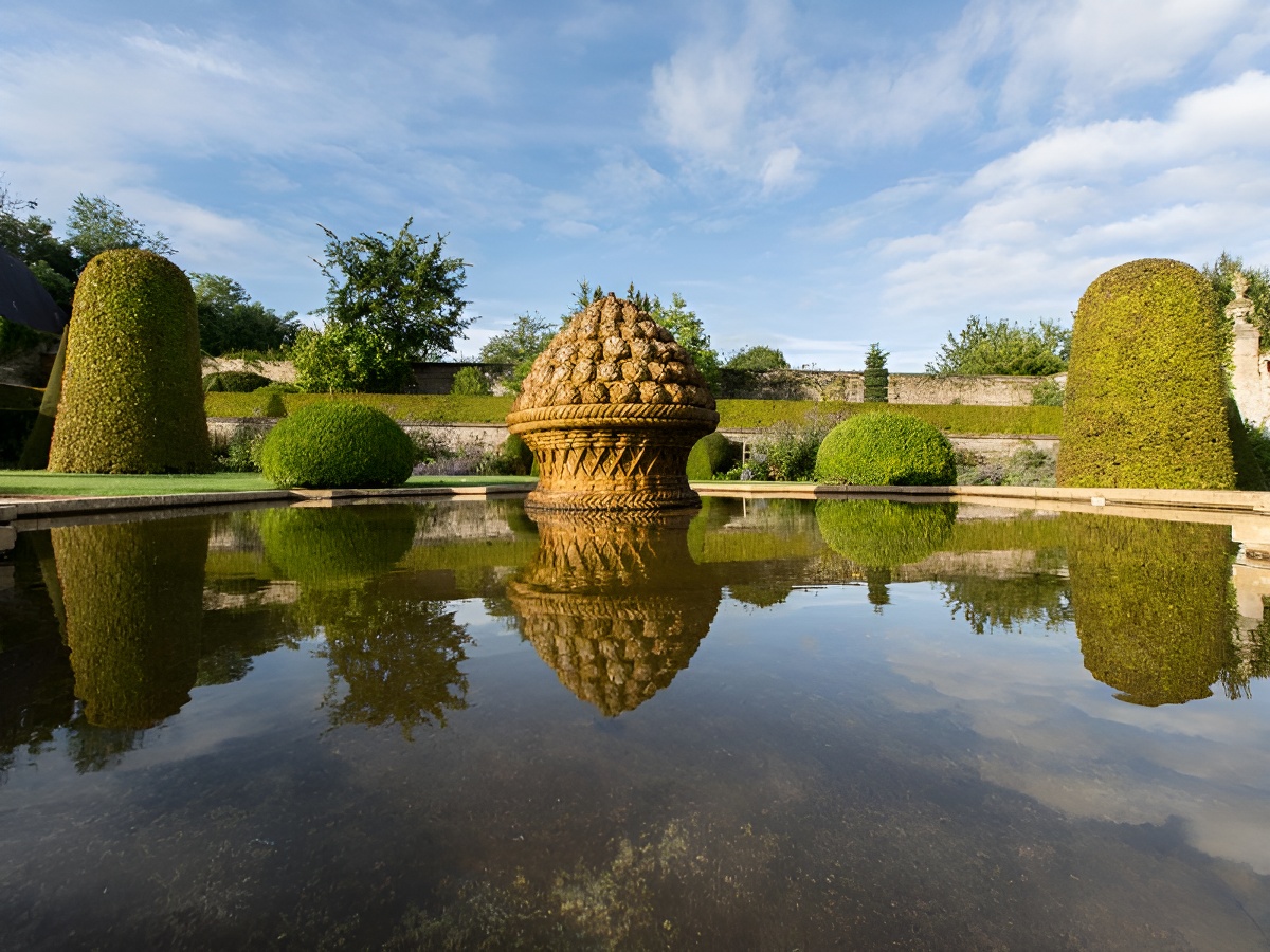 Les jardins du château de Brécy par A Guerin Lithosphere Calvados TourismeJardins-du-chateau-de-Brécy